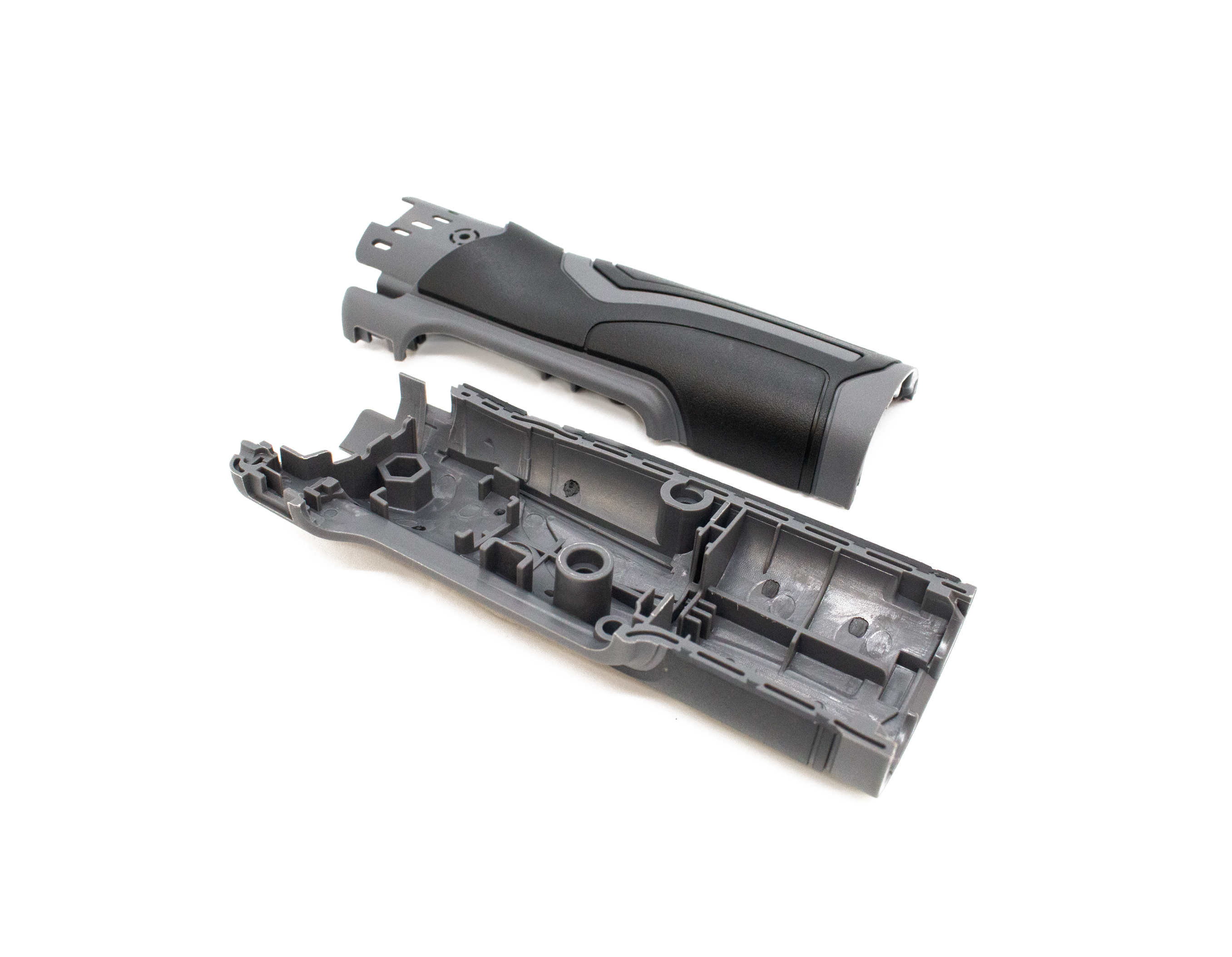 HOUSING ASSEMBLY FOR RATCHETS