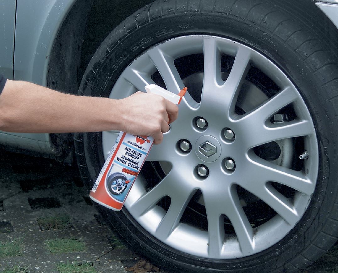 Aluminum Wheel Cleaner | Car Cleaning | Auto Detailing Supplies